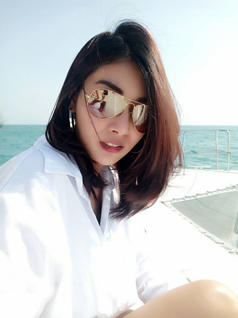 เสริมคางแผลนอก